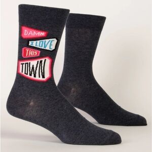 Blue Q Damn I Love This Town M-Crew Socks